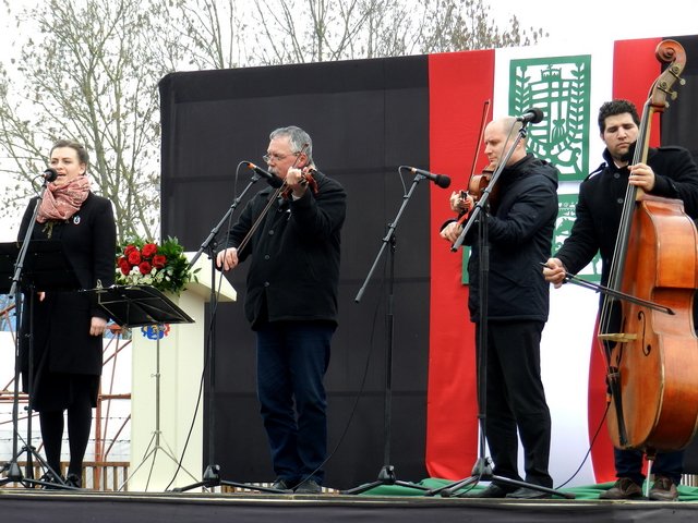 A haza minden előtt 61